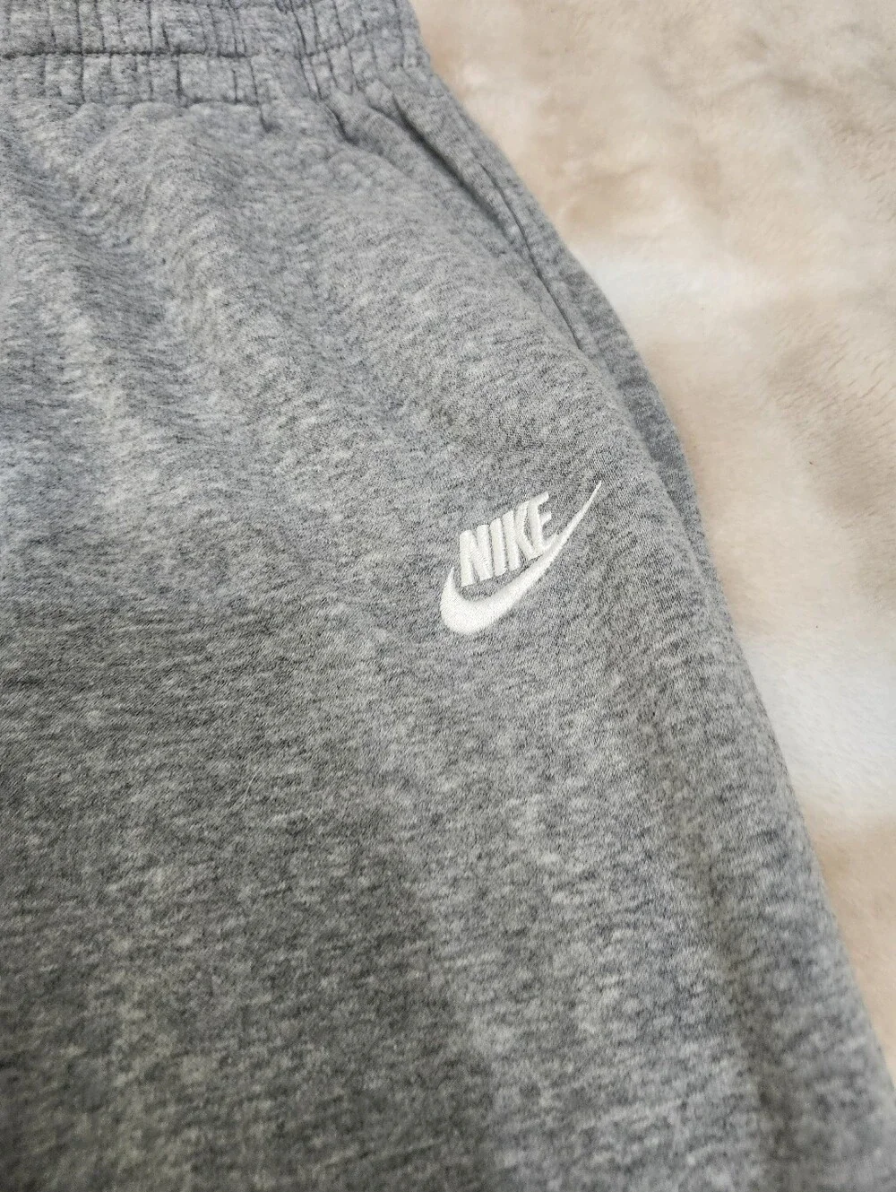 Nike Gray Joggers Sweatpants Youth Size Large